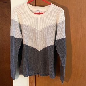 Design History Carrie Zipper Back Sweater
